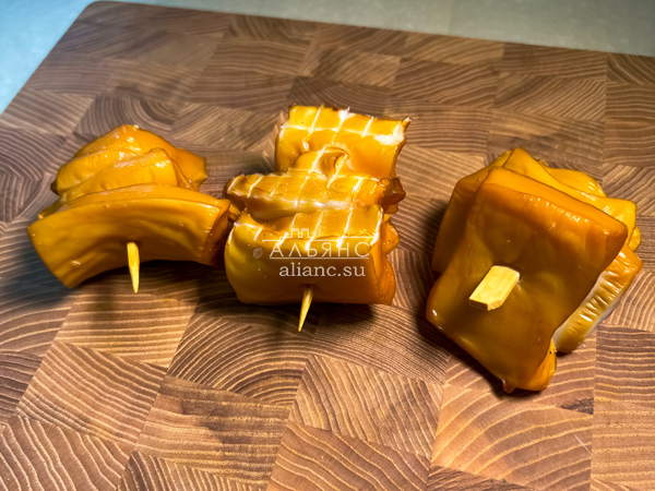 Шашлычок из кальмара х/к в Томилино