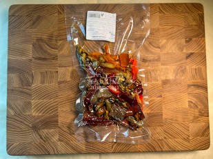 Арахис в глазури со вкусом холодец и хрен: Морской коктейль (250 гр.)